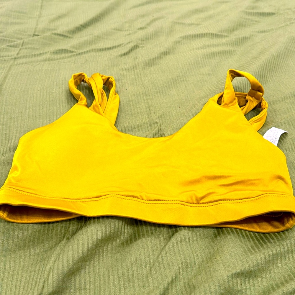 Gold color small Nike sportbra with padding